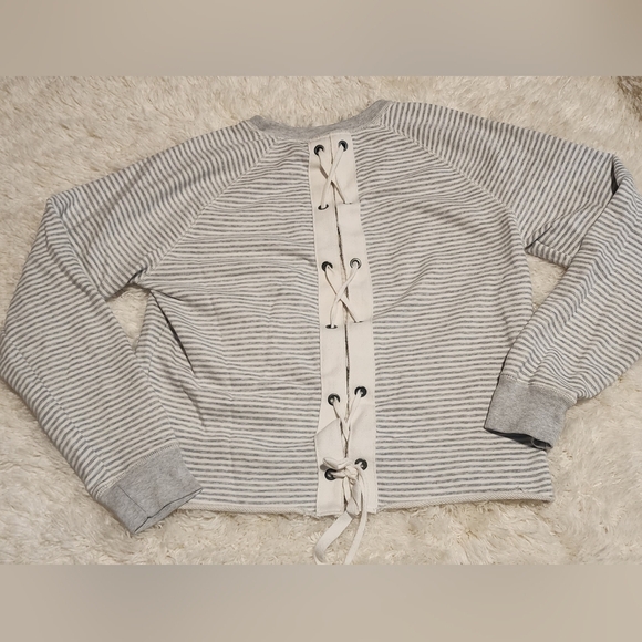 ABERCROMBIE & FITCH Gray Striped Long Sleeve Beach Sweatshirt Sz. Small - Picture 5 of 7